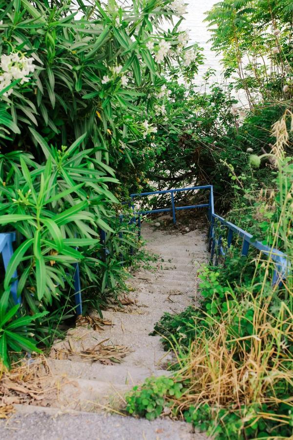 Roa Seaside Apartments Vergia エクステリア 写真